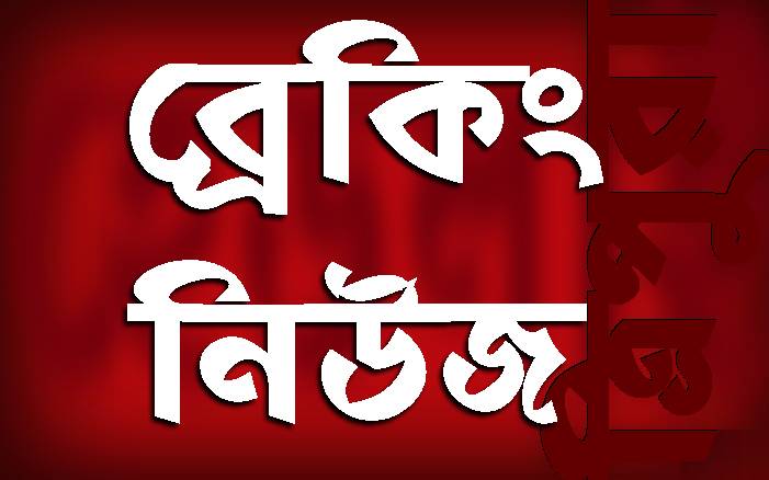 বাড়িতে প্রবেশ করে সুনমতি দেববর্মা নামে এক বৃদ্ধা মহিলাকে কে বা কারা দা দিয়ে কুপিয়ে আঘাত করে অর্ধ অগ্নিদগ্ধ করে ফেলে রেখে যায়। 