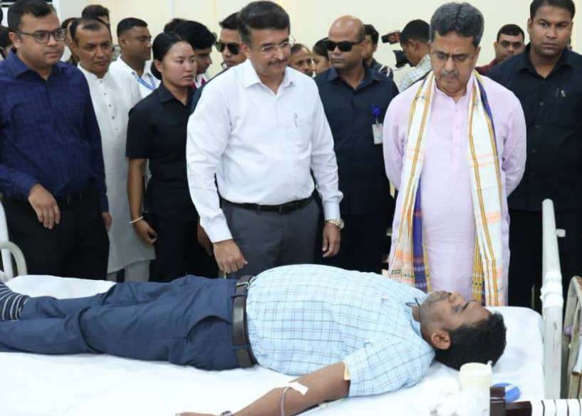 মুখ্যমন্ত্রী অধ্যাপক ডাঃ মানিক সাহা বলেছেন প্রধানমন্ত্রী নরেন্দ্র মোদীর  দূরদর্শী নেতৃত্ব দেশ ও উত্তর-পূর্বাঞ্চলীয় অঞ্চলের উন্নয়নকে একটি নতুন দিশা প্রদান করেছে। 