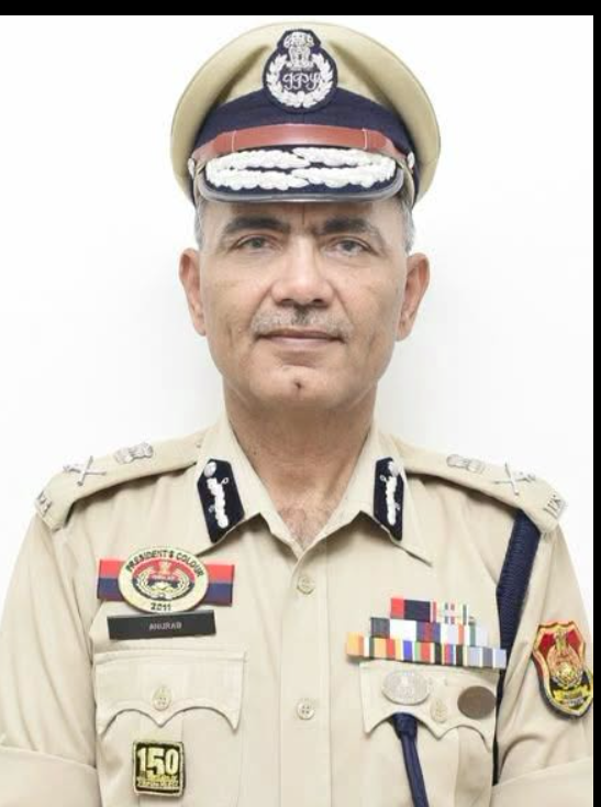 ত্রিপুরা পুলিশের মহাপরিচালক অনুরাগ ধ্যানকরের অস্বাভাবিক মৃত্যুতে শোকের ছায়া নেমে এসেছে গোটা রাজ্যজুড়ে।