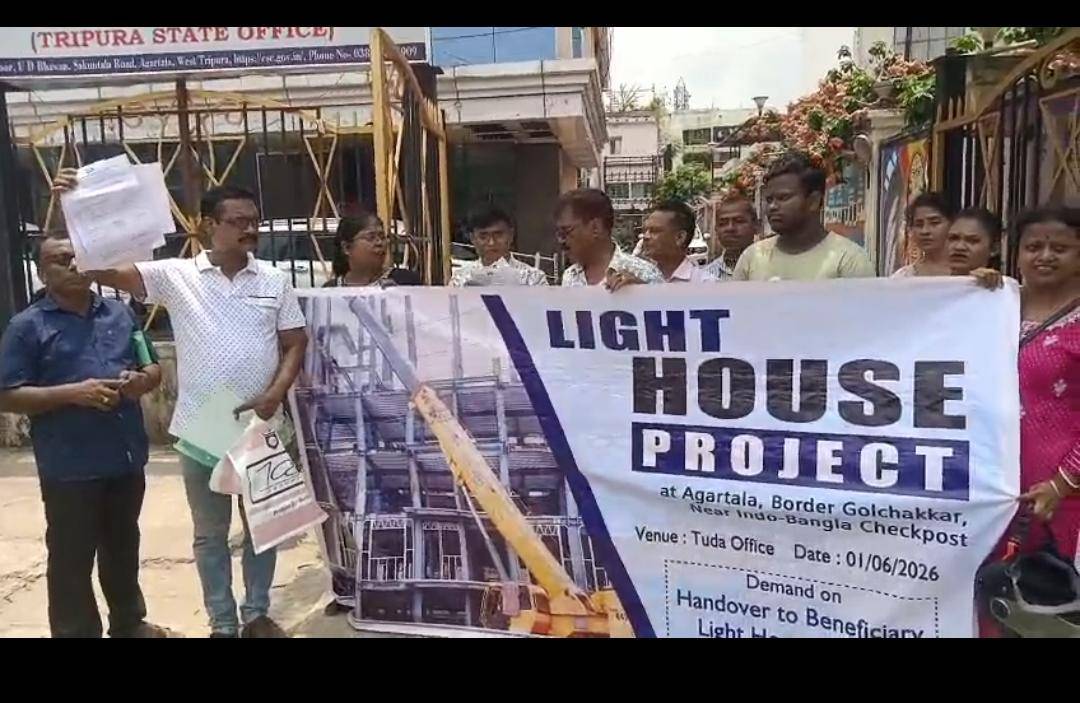 প্রধানমন্ত্রীর স্বপ্নের লাইট হাউজ এখনো তৈরি হয়নি। 