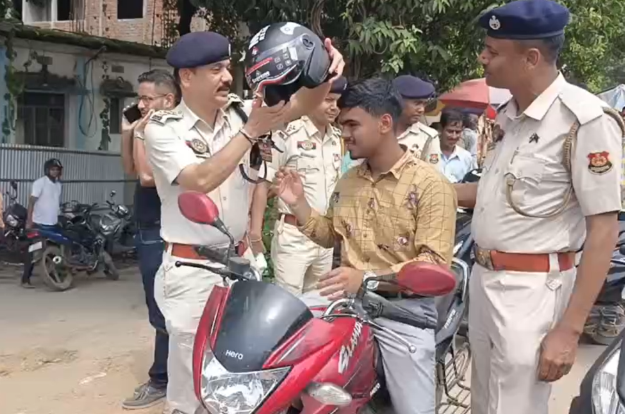 সড়ক নিরাপত্তা ও সচেতনতা বৃদ্ধির লক্ষ্যে উদ্যোগ নিল ওরিয়েন্টাল ইন্স্যুরেন্স।
