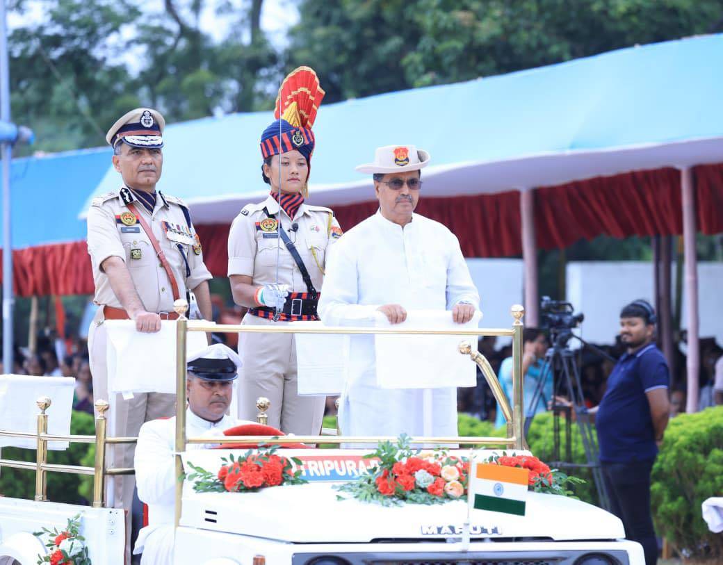 মুখ্যমন্ত্রী অধ্যাপক ডা মানিক সাহা আজ পুলিশ কনস্টেবলদের পাসিং আউট প্যারেডে বলেছেন, পুলিশকে আরও আধুনিকরন করতে চাইছে সরকার।
