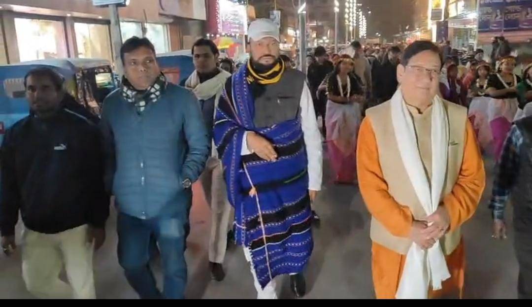 আশ্রয় সামাজিক সংস্থার দশ দিনের মেলার আনুষ্ঠানিক উদ্বোধন হলো গতকাল রাতে। 