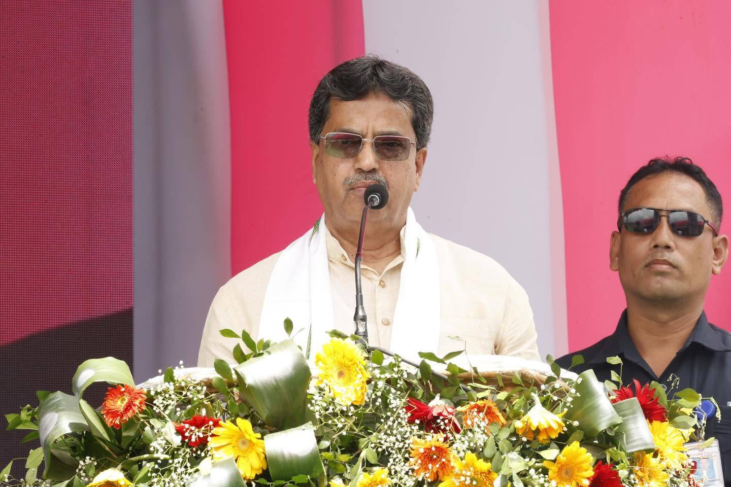 বামপন্থী ১০ টি ট্রেড ইউনিয়ন আগামীকাল কর্মচারিদের বিভিন্ন দাবিদাওয়া আদায়ের জন্য সর্বভারতীয় বনধর ডাক দিয়েছে।